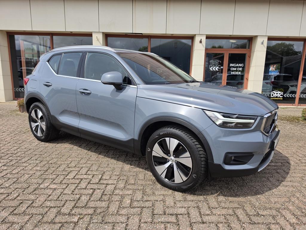 Volvo XC40 t5 inscription expression recharge hybrid | led | airco | trekha