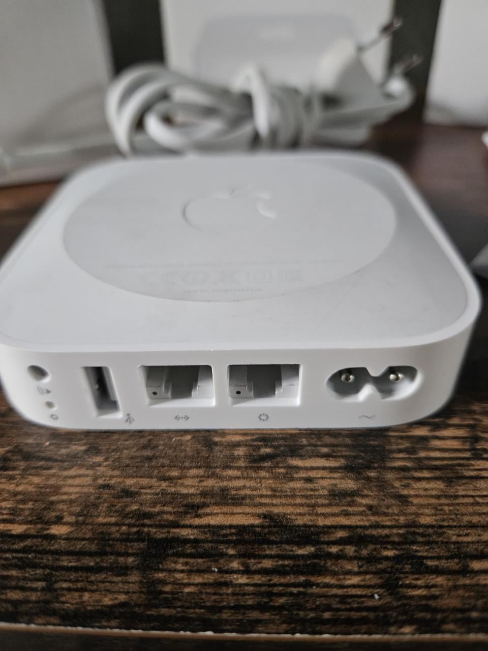 Zgan Apple AirPort Express 802.11n Wi-Fi Router