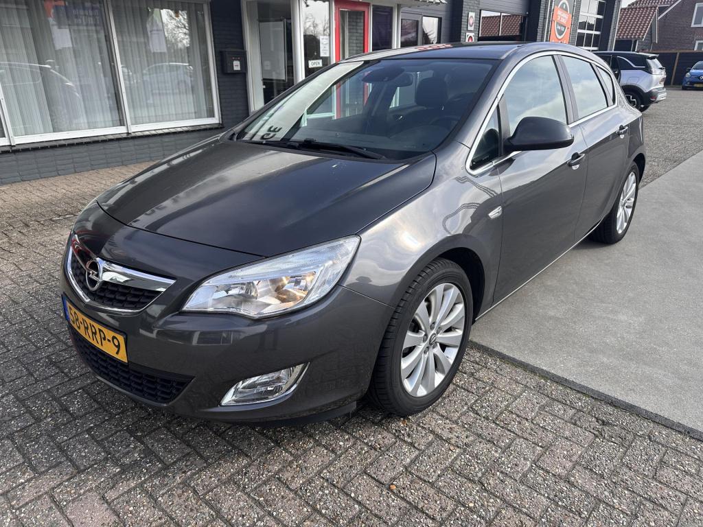 Opel Astra 1.4 turbo cosmo
