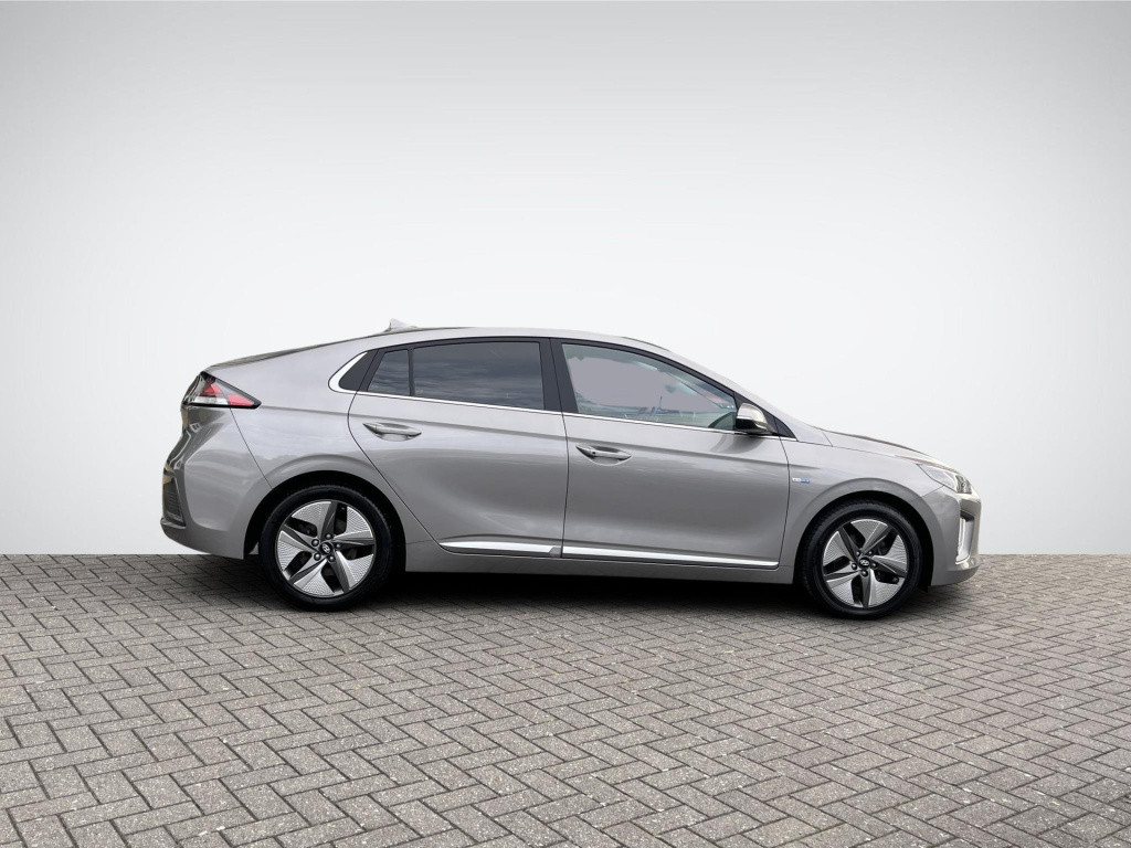Hyundai Ioniq 1.6 gdi comfort plus | adapt. cruise control | apple carplay/
