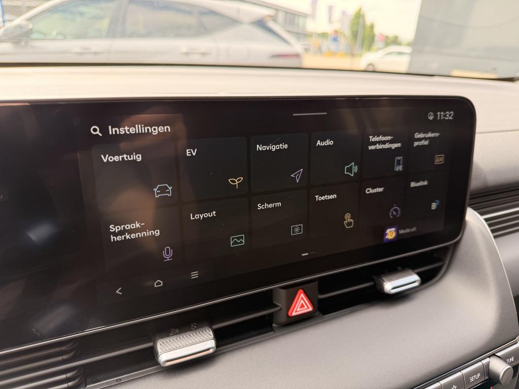 Hyundai Ioniq 5 long range pure edition 84 kwh | direct leverbaar | leder/s