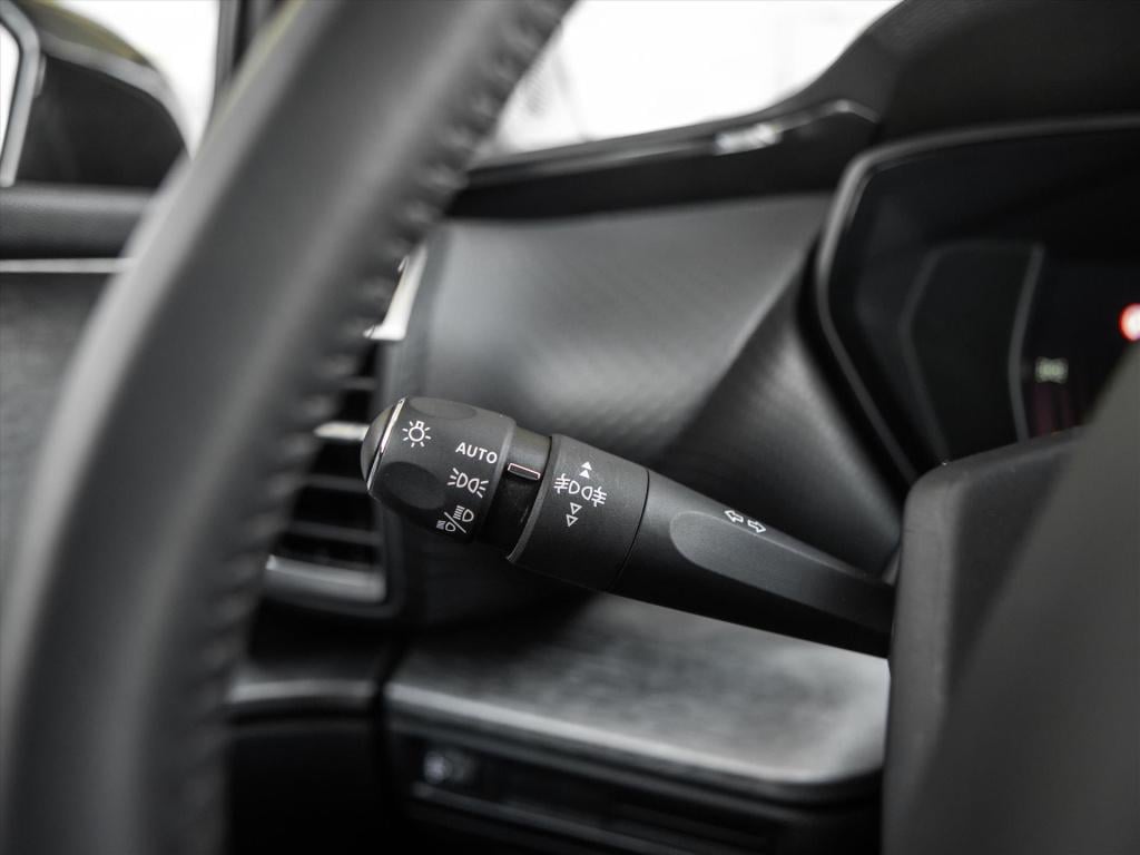 Citroen C5 X 1.2 puretech 130pk feel automaat | navigatie | camera | park. 