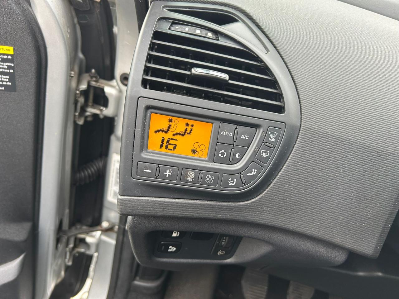 Citroen Grand C4 Picasso 1.6 VTi Business 7Persoon/2010/PDC/CC/Trekhaak