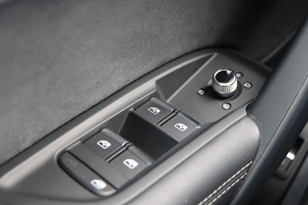 Audi Q5 sportback 50 tfsi e quattro s edition 265pk s-tronic soh 98,8% | ca