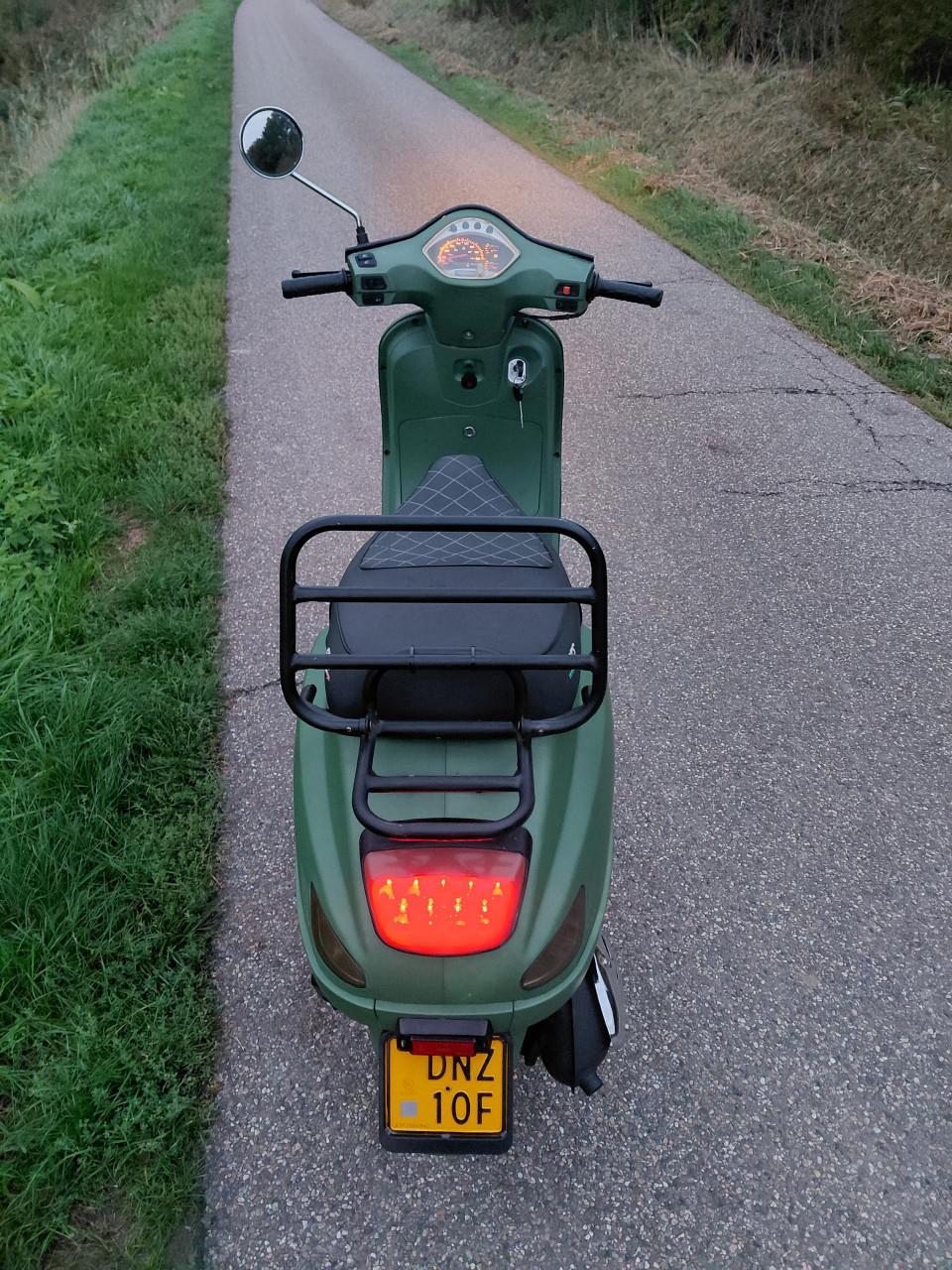 Nette scooter te koop