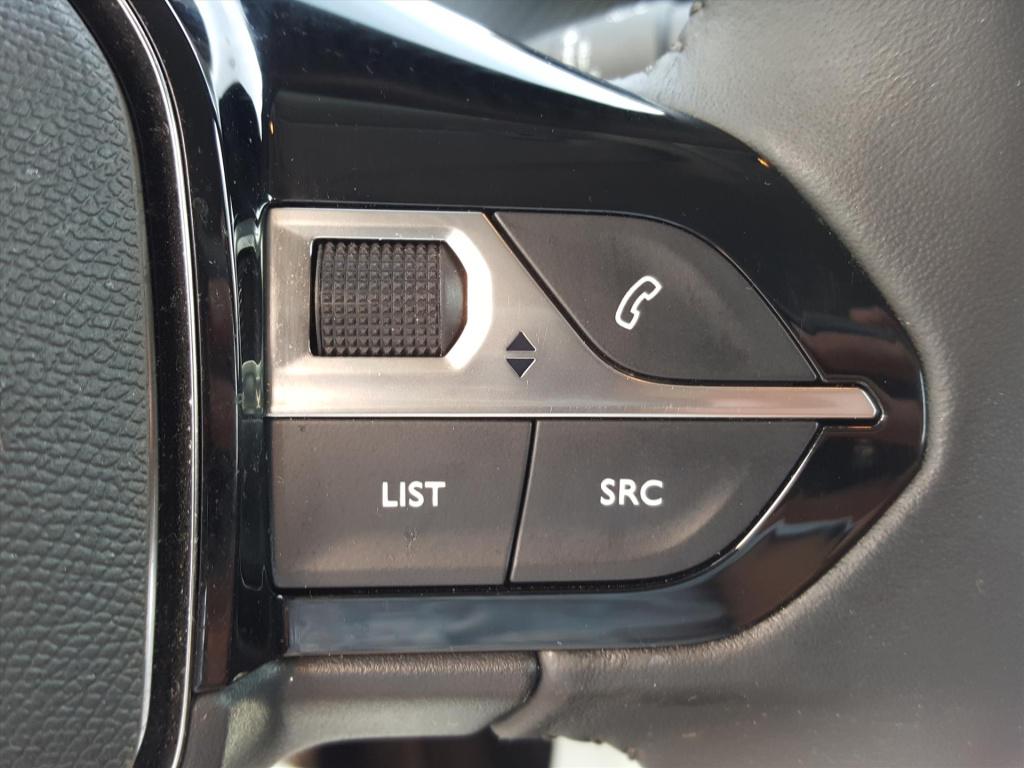 Peugeot 2008 1.2 puretech 100pk active | navigatie | bt | camera achter | p