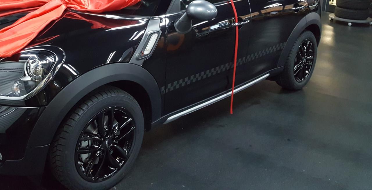 Velgenset met winterbanden Mini Countryman