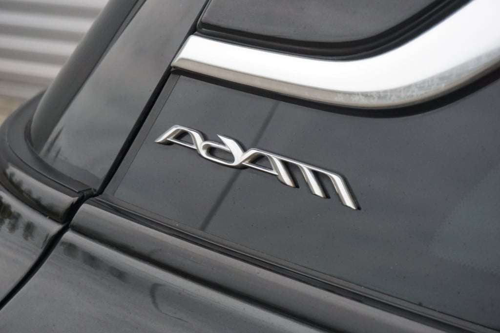 Opel Adam 1.2 slam airco / stuur + stoelverw. / leder / elektr. ramen / lm 