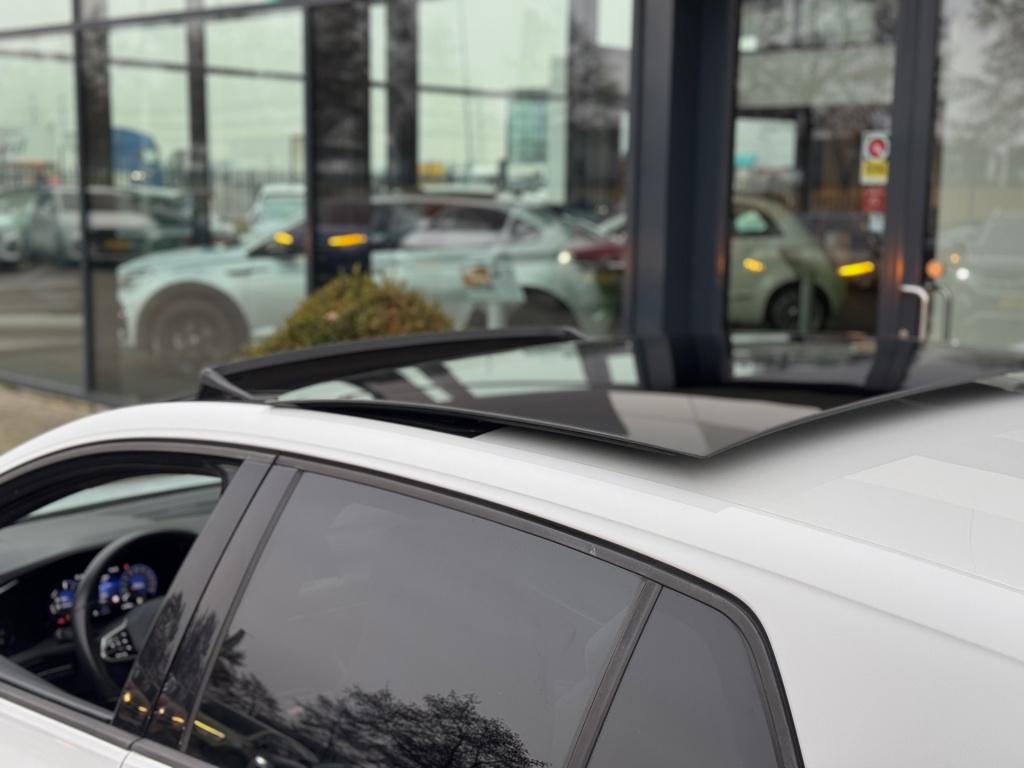Volkswagen Golf 1.4 ehybrid gte * panoramadak * stoel + stuurverwarming * a