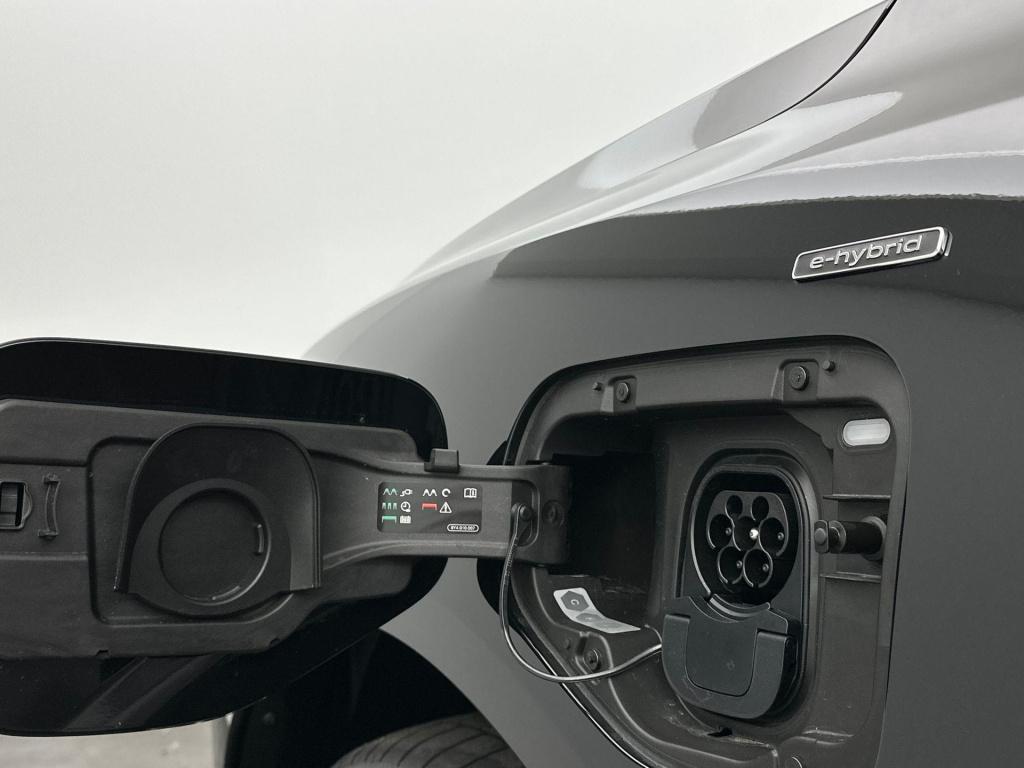 Audi Q3 s edition e-hybrid 272 pk suv l trekhaak