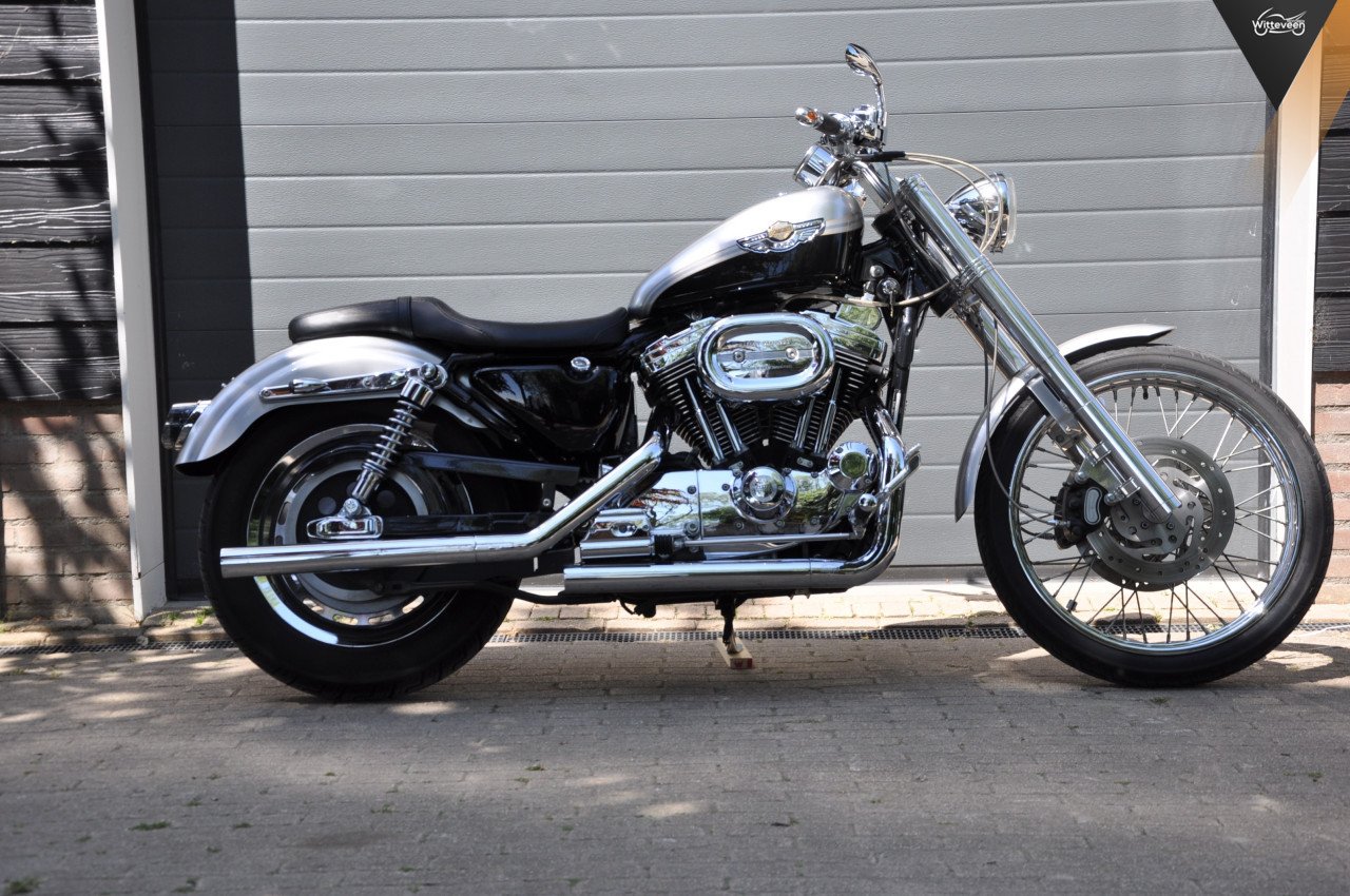 Harley-Davidson XL1200C Sportster Custom VERKOCHT