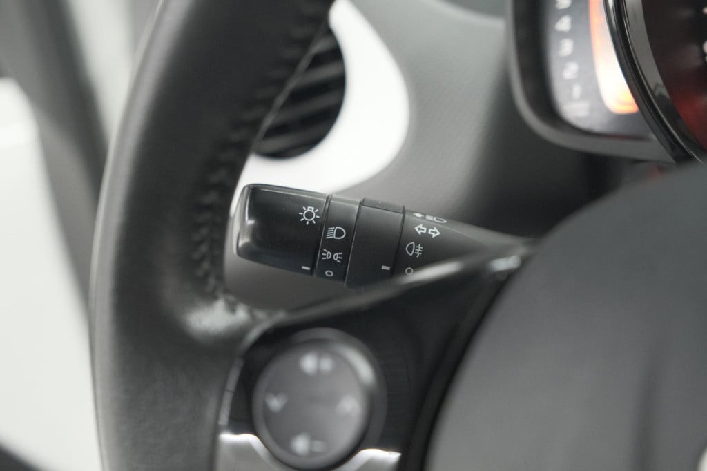 Citroen C1 1.0 vti feel | camera | apple carplay | airco | 5 deurs