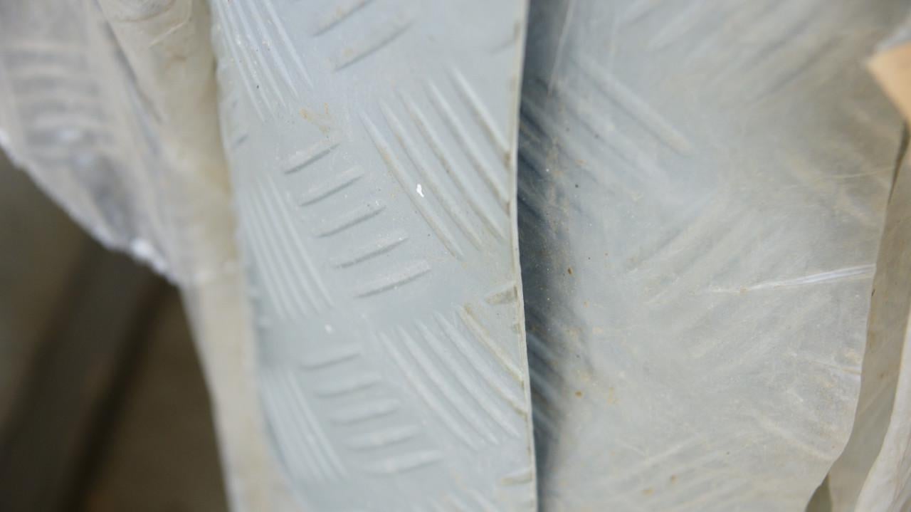 Vloer rubber te koop   grijs traanplaat