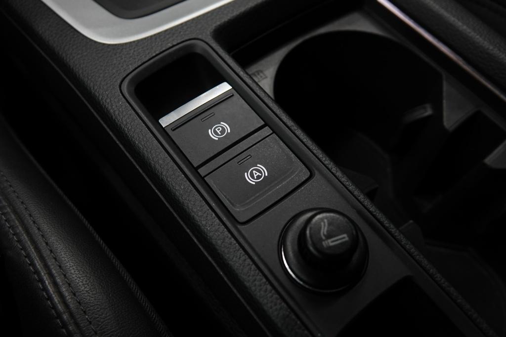 Audi Q3 sportback 35 tfsi s edition | matrix | driveselect | alcantara |