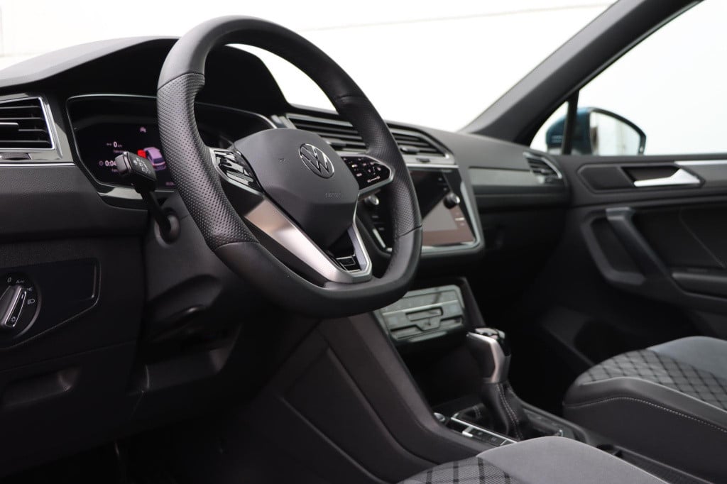 Volkswagen Tiguan 1.4 tsi ehybrid r-line business+ 245pk dsg6