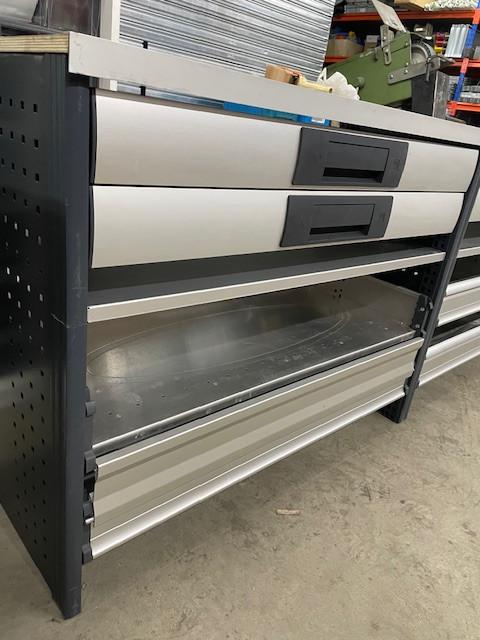 Bott bedrijfswagen inrichting  ladenkasten.