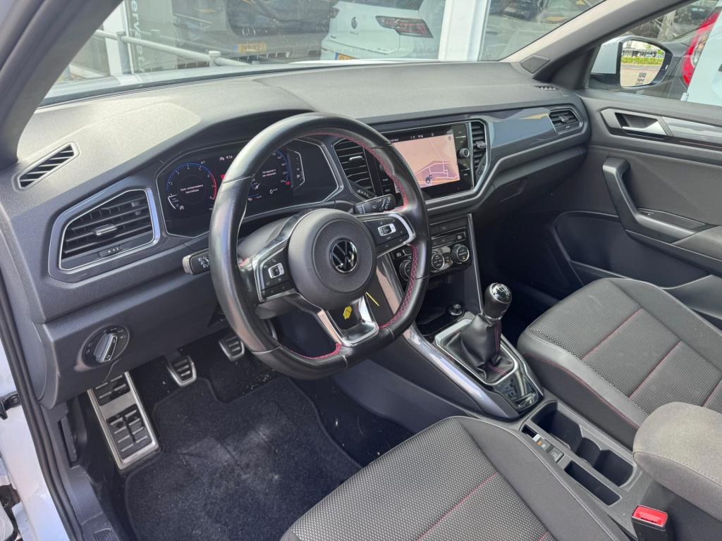 Volkswagen T-roc 1.5 tsi sport