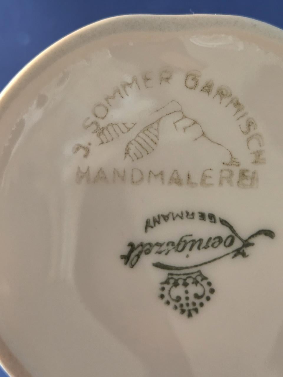 Porcelijnen vaasje koeningszelt
