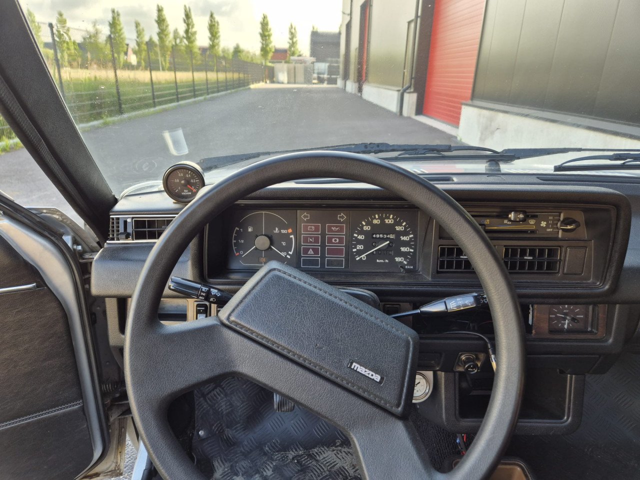 Mazda 323, 1984!! €2500,-