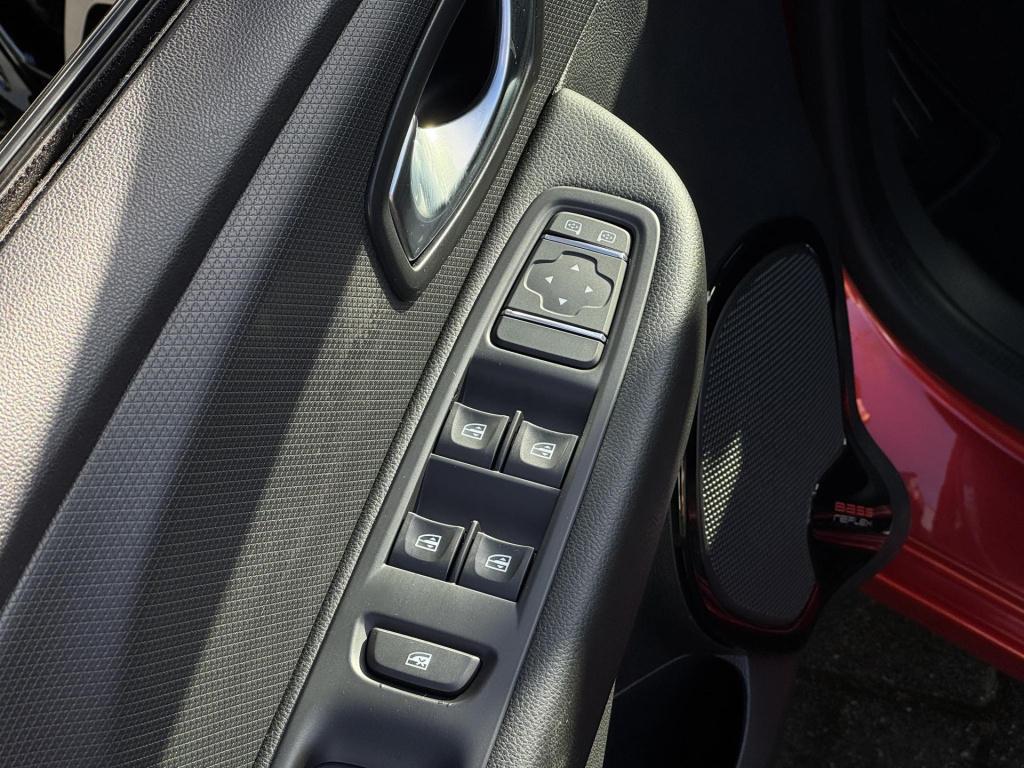 Renault Clio 0.9 tce limited