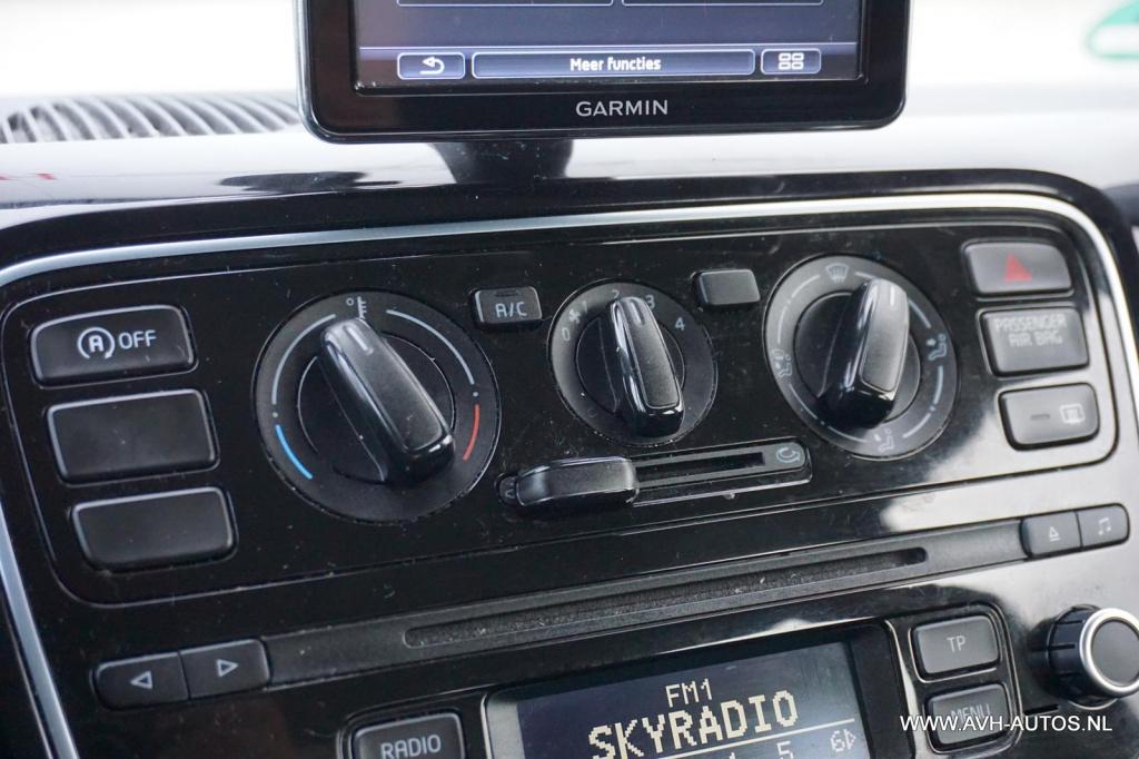 Volkswagen UP! 1.0 up! edition bluemotion