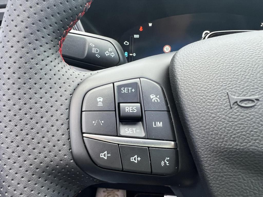 Ford Kuga 2.5 phev 243pk e-cvt st-line x , trekhaak , panodak , winterpack 