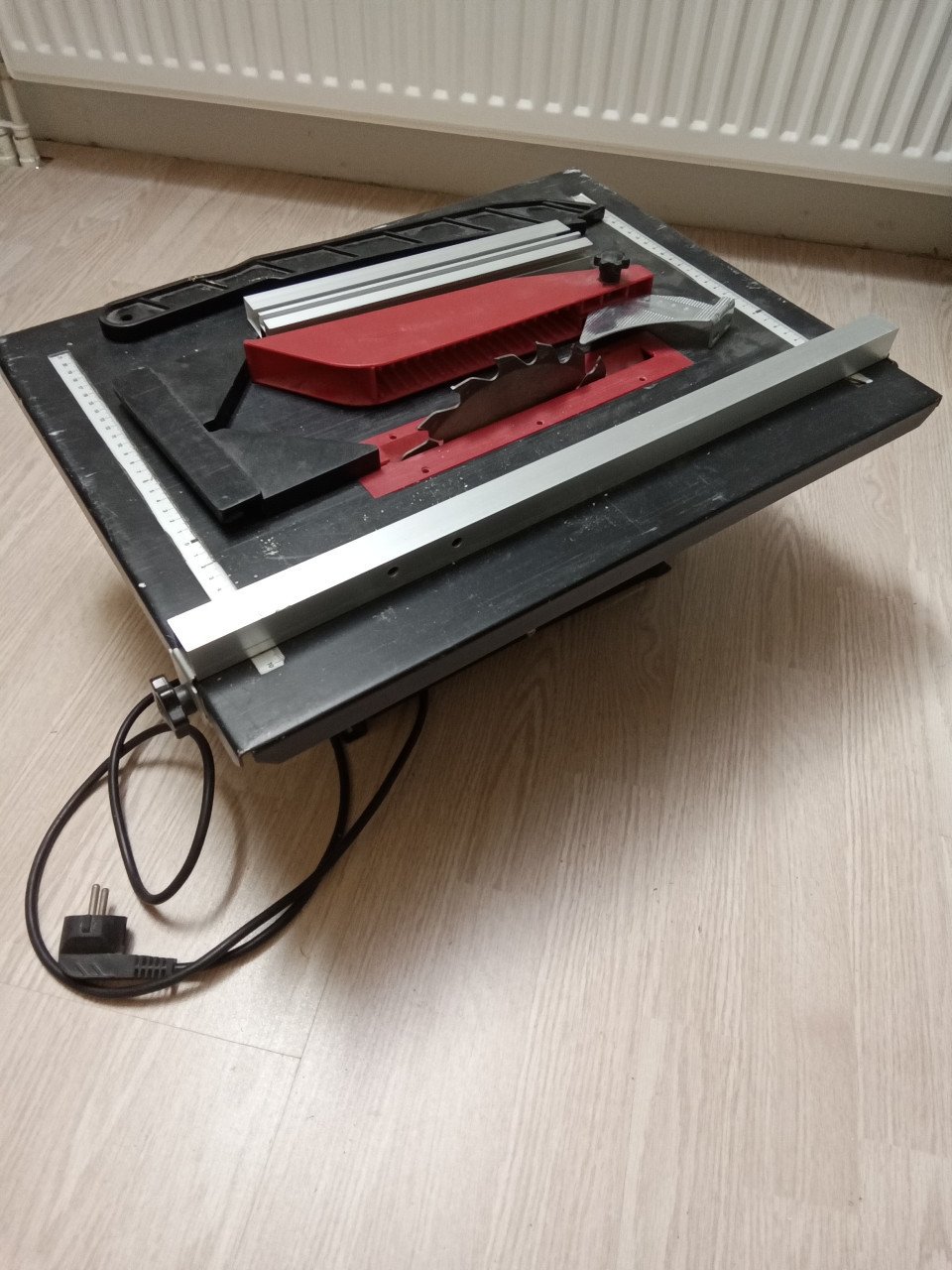 Bovenfrees en tafelcirkelzaag