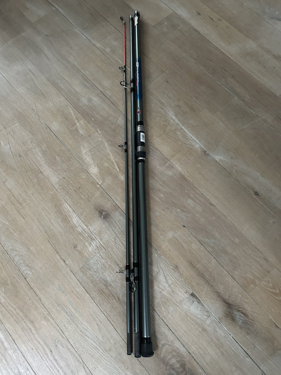 Te koop nieuw Dam zeehengel lang 4.20 meter werpgewicht 100 tot 200 gram