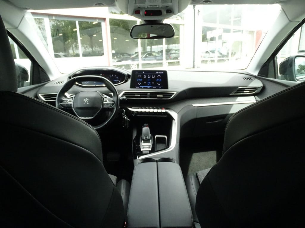 Peugeot 3008 1.2 puretech allure