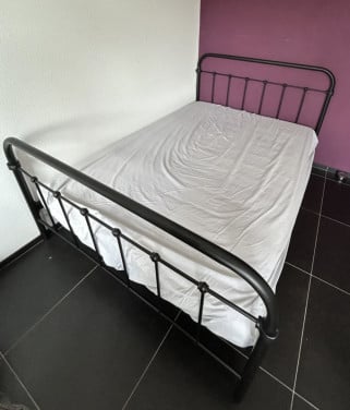 Bed met matras