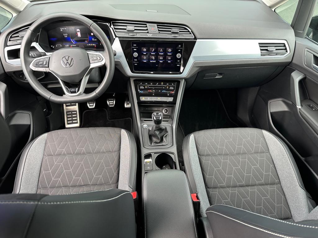 Volkswagen Touran 1.5 tsi comfortline 7-persoons | keyless | navi | camera 
