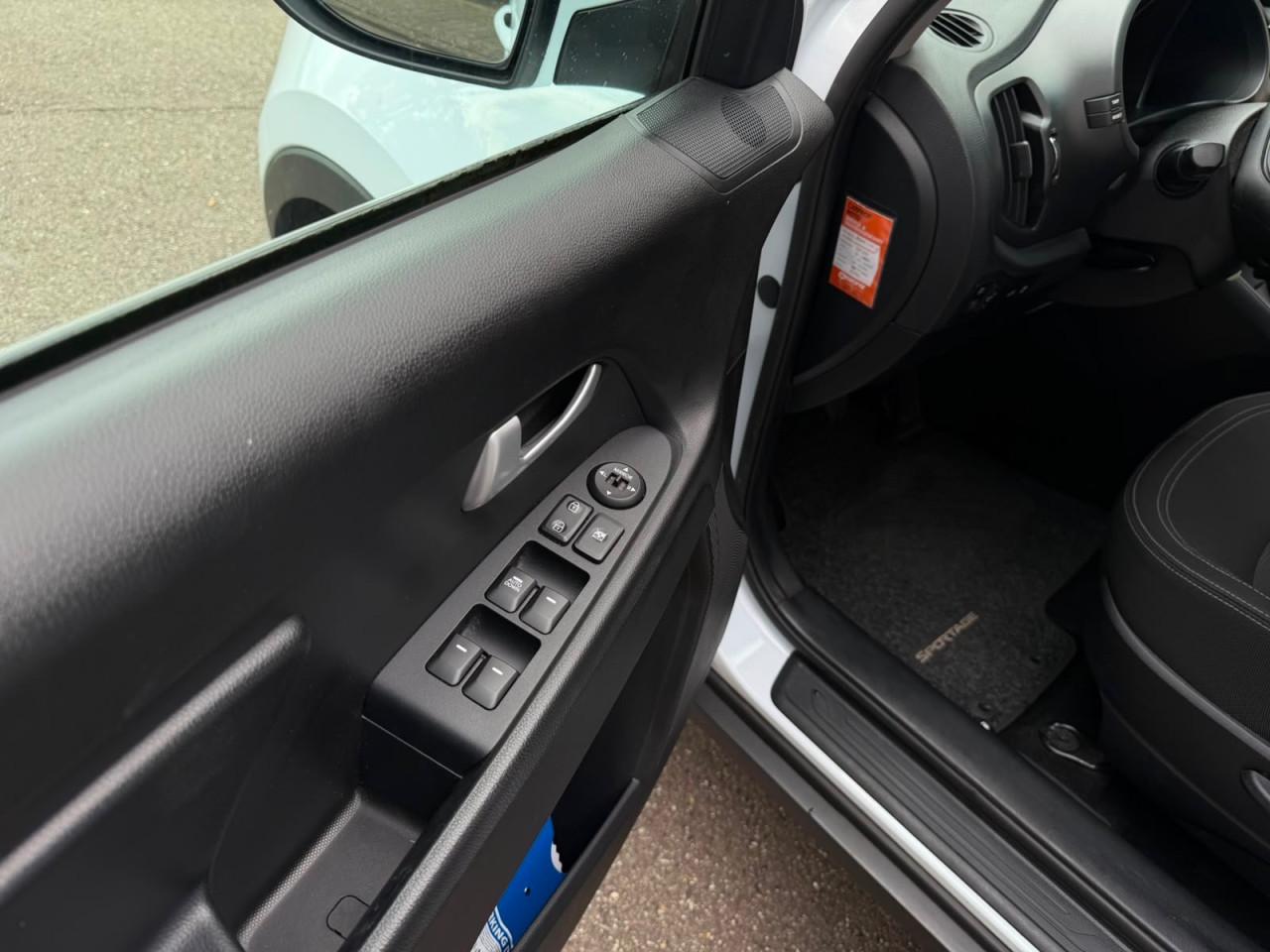 Kia Sportage 1.6 GDI*Airco*Navi*Camera*Trekhaak*Zeer Netjes!