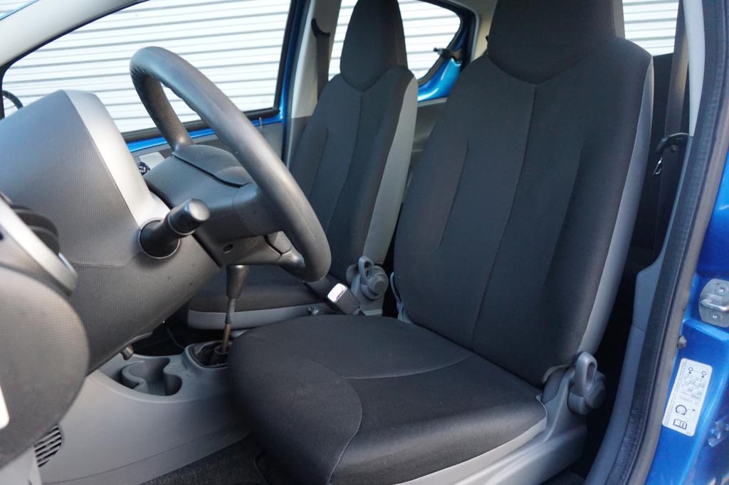 Toyota Aygo 1.0-12v access 1e eigenaar - airco / nap / nieuwe apk!