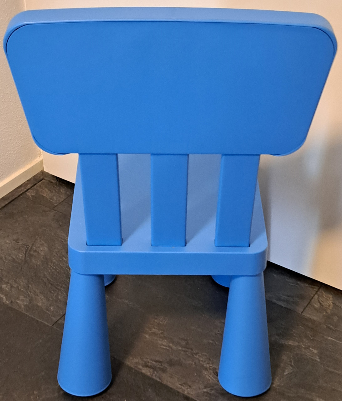 De MAMMUT kinderstoel van Ikea