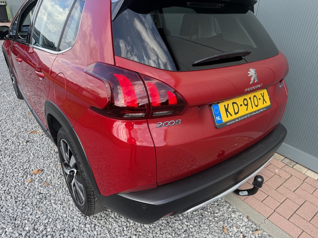 Peugeot 2008 1.2i automaat puretech allure 5-drs