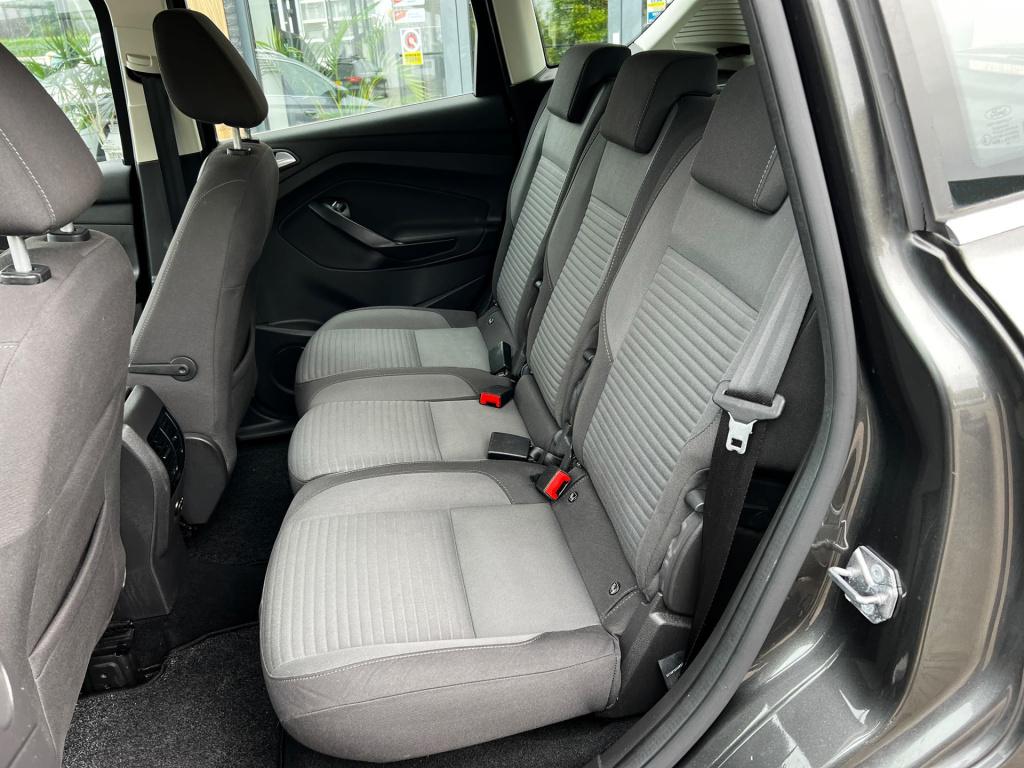 Ford C-max 1.0 titanium
