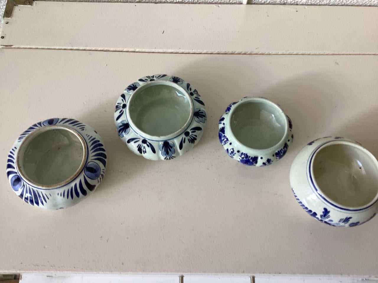 Delfblauw kommetjes 4 x.