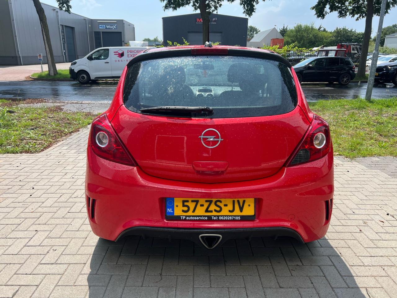 Opel Corsa 1.4-16V Enjoy Airco/Cruise