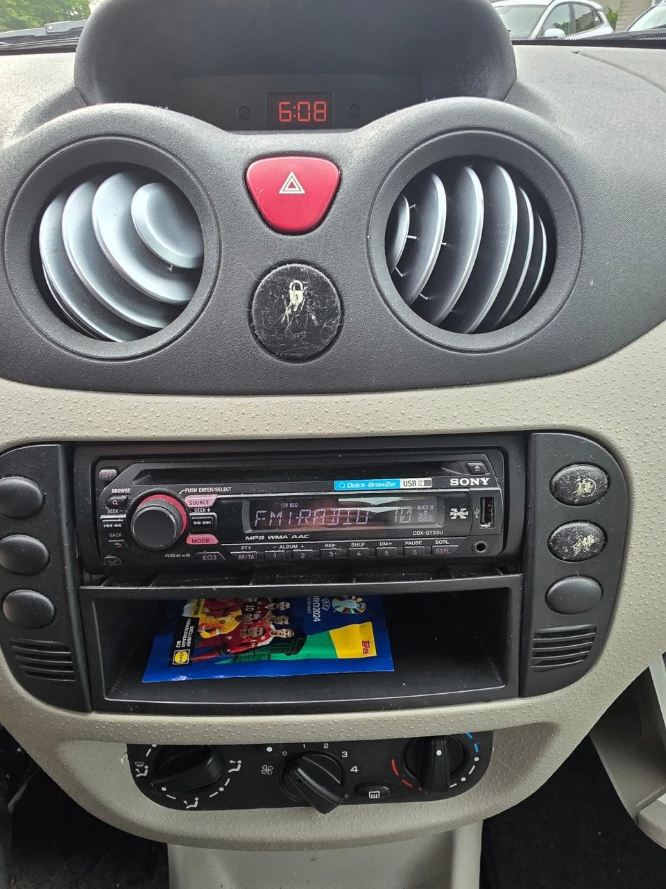 Koopje  Citroën C3 1.1i  € 500,-