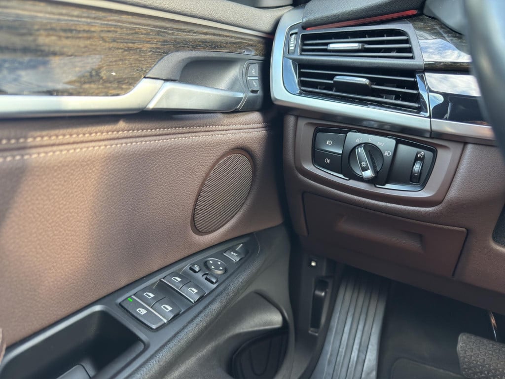 BMW X5 xdrive40e high executive (230 kw) | leder | elektr. trekhaak | head 