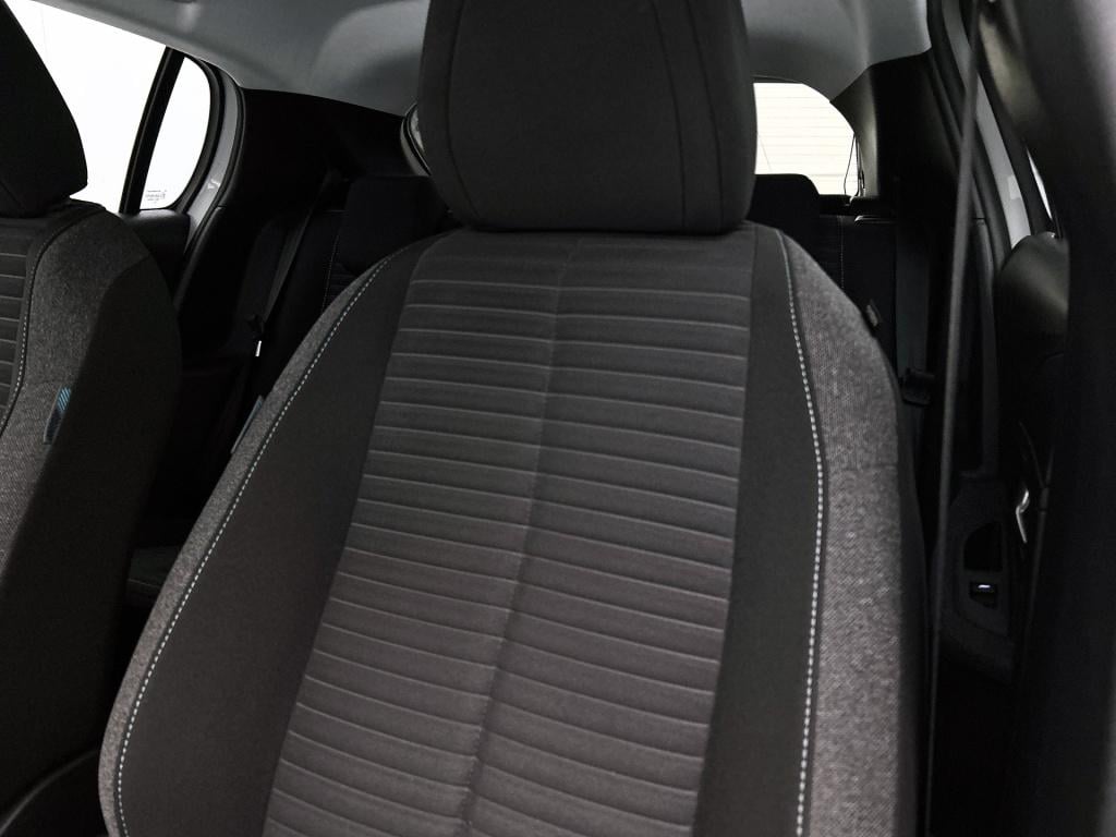 Peugeot 208 75 pk style | rijklaar | apple carplay / android auto | parkeer