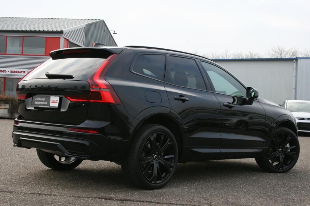 Volvo XC60 2.0 t6 plug-in hybrid awd plus black edition / nieuw / model 202