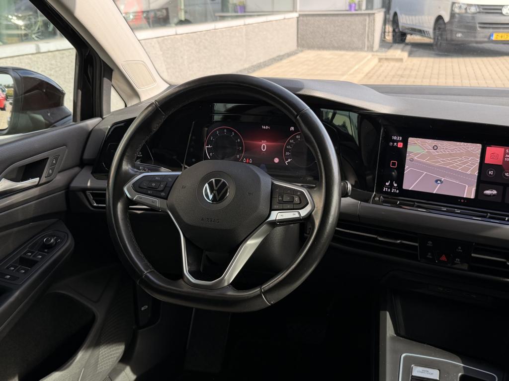 Volkswagen Golf 1.5 etsi 1st. edition 150pk | pano | acc | memory | massage