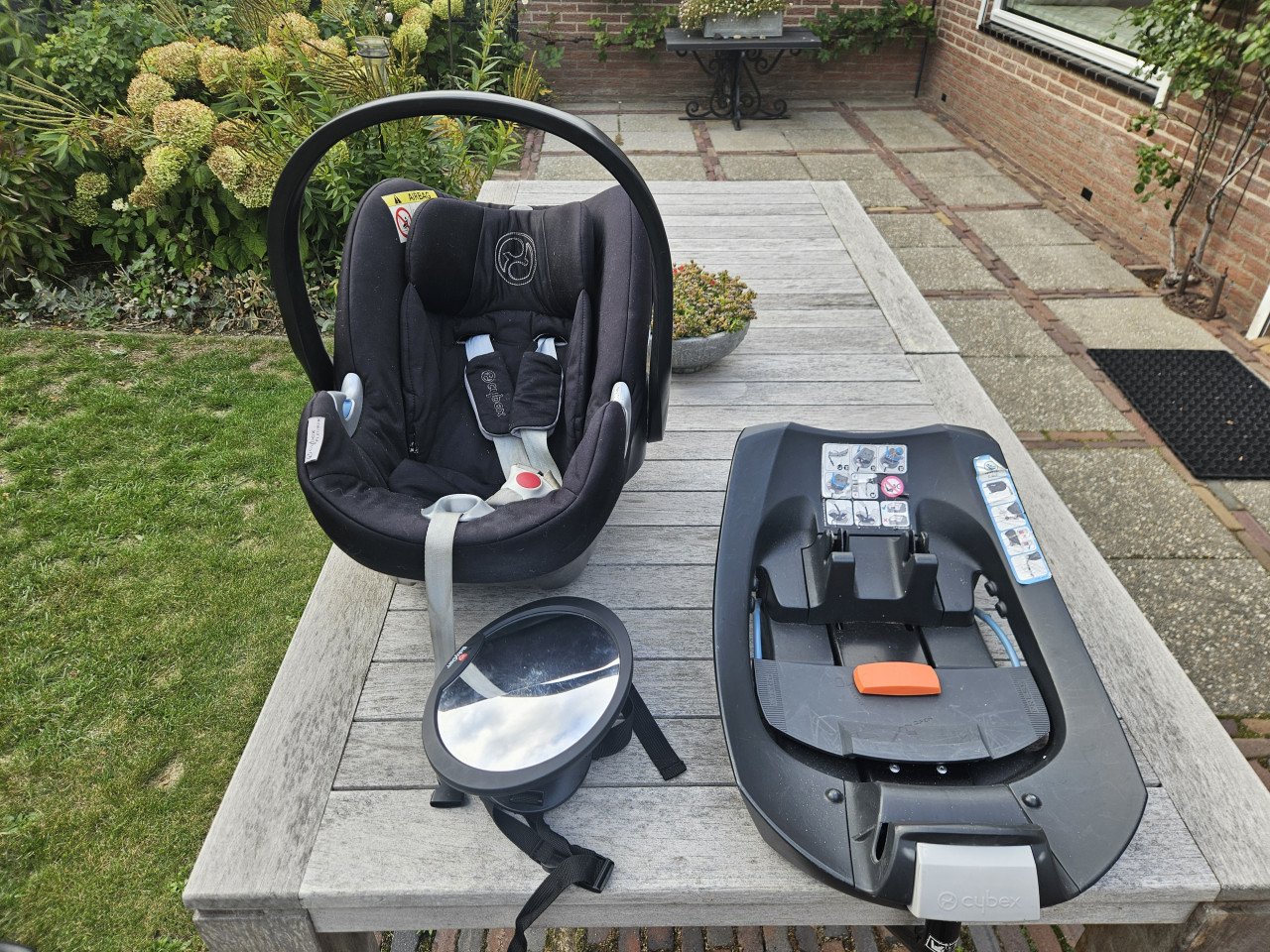 Maxi Cosi Cybex Aton 5