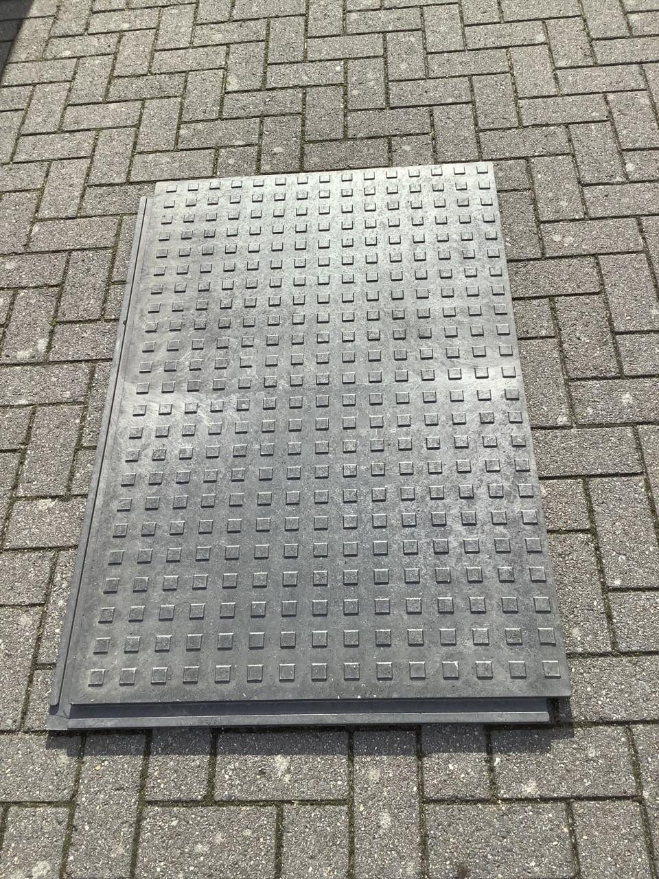 Nieuwe zichtwerk Underlayment platen 18mm 122x244 mes en groef