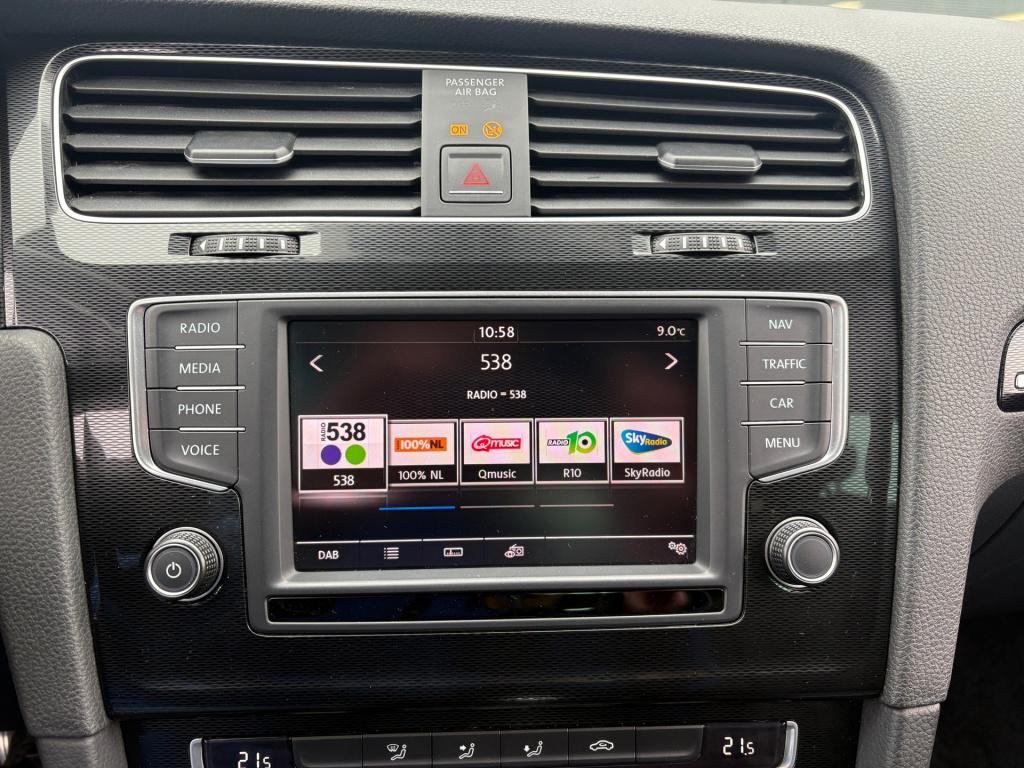 Volkswagen Golf 1.4 tsi gte connected series