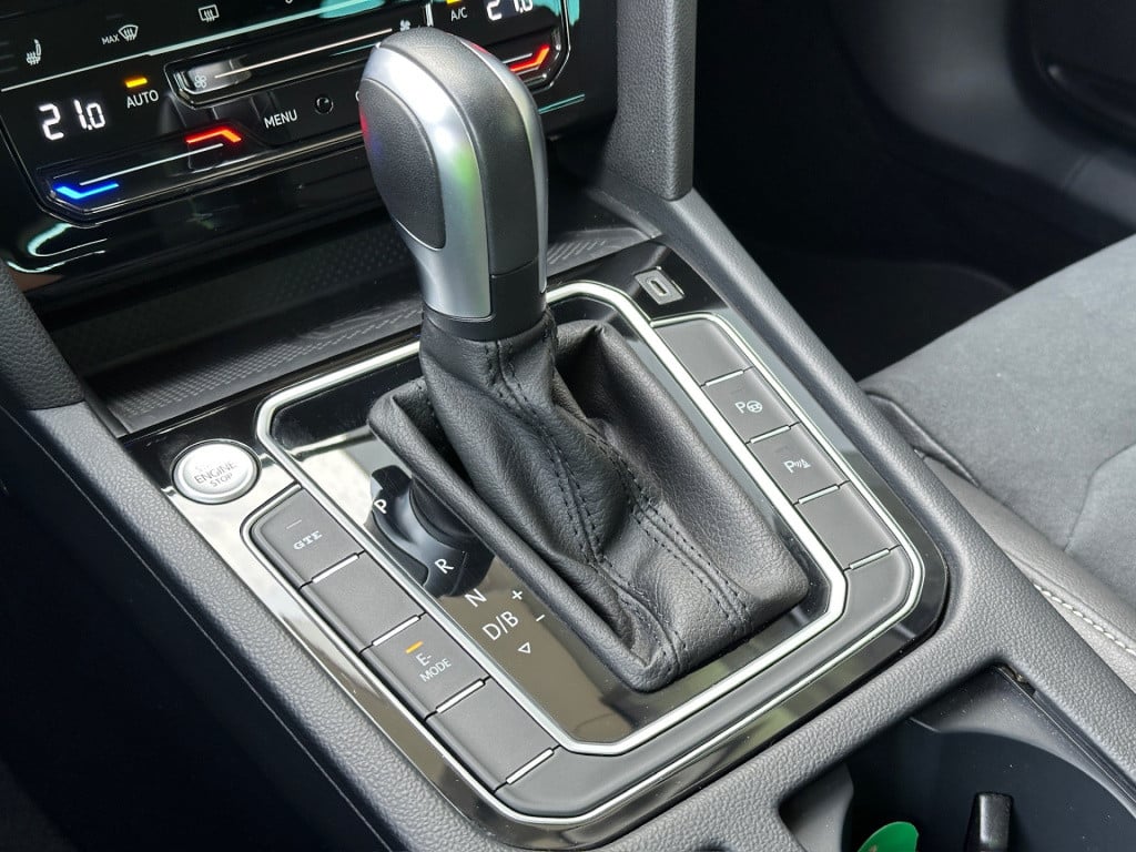 Volkswagen Passat variant 1.4 tsi phev gte | camera | dode hoek | navi | ca