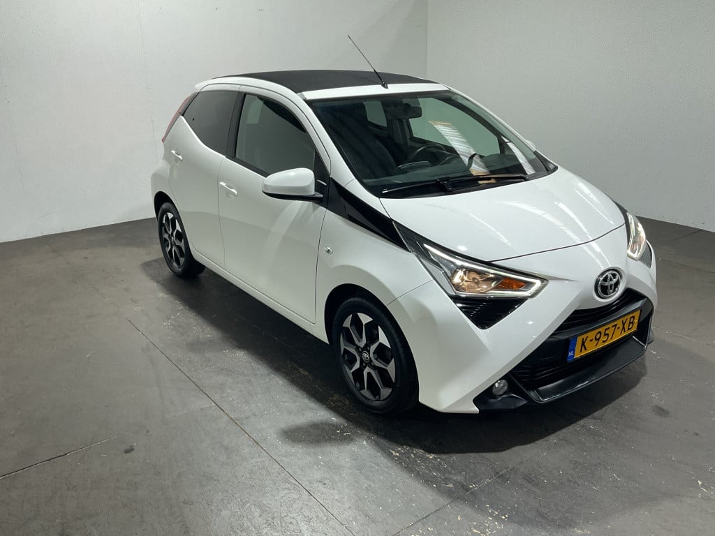 Toyota Aygo 1.0 vvt-i x-joy cabrio | clima | apple carplay |
