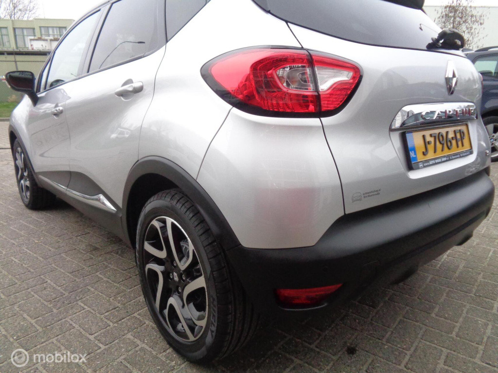 Renault Captur 1.2 tce dynamique/automaat/airco/ecc/pdc/key less/lm velgen