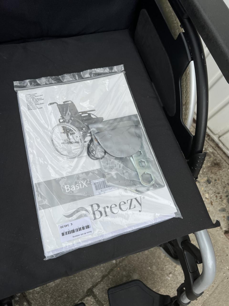 Rolstoel Breezy basix 2 als nieuw